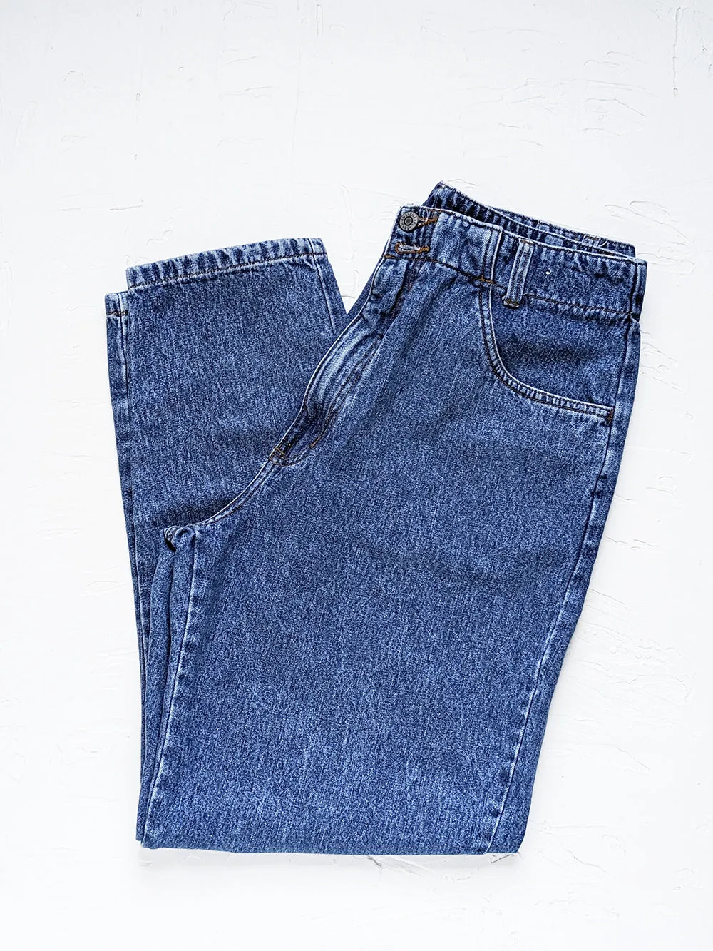 Bill Blass Medium Wash Relaxed Fit Jeans