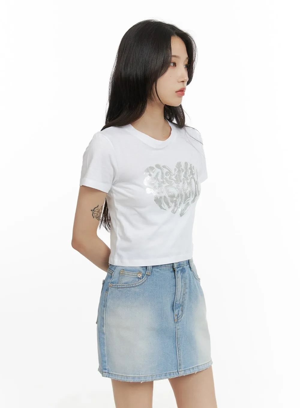 Graphic Crop Tee CM426