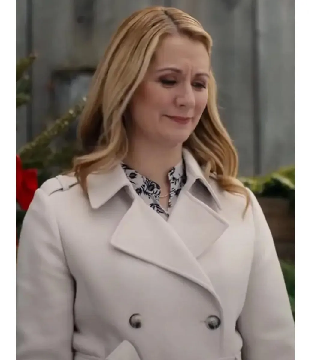 Natalie Lisinska Christmas in Washington Wool White Coat