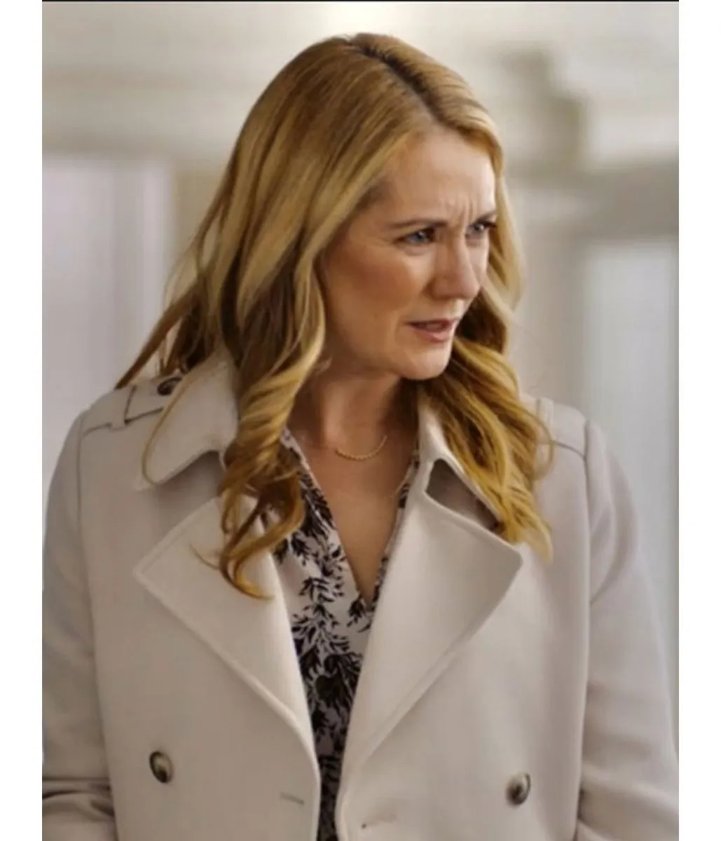 Natalie Lisinska Christmas in Washington Wool White Coat