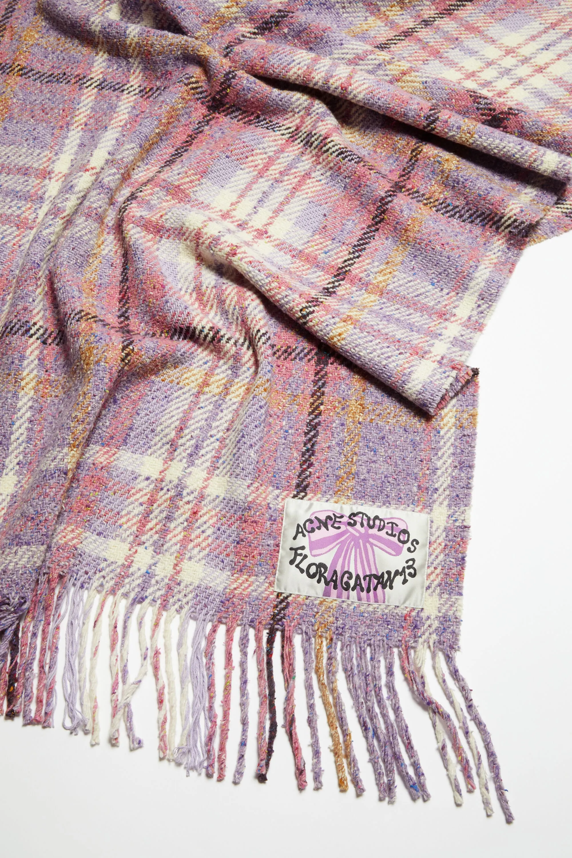 Oversized plaid scarf blanket