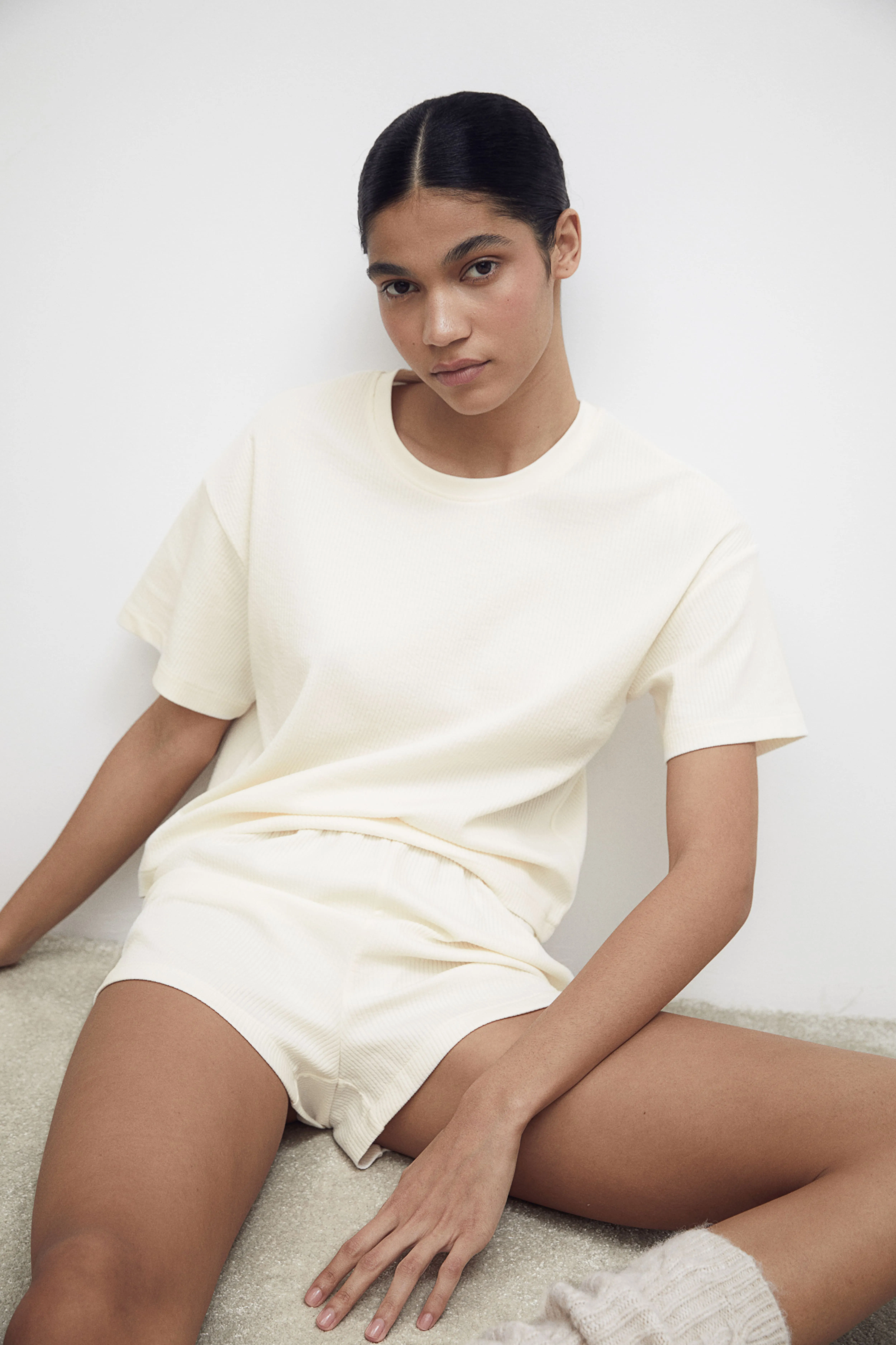 Ribbed pyjamas - Round neck - Short sleeve - Cream - Ladies | H&M GB