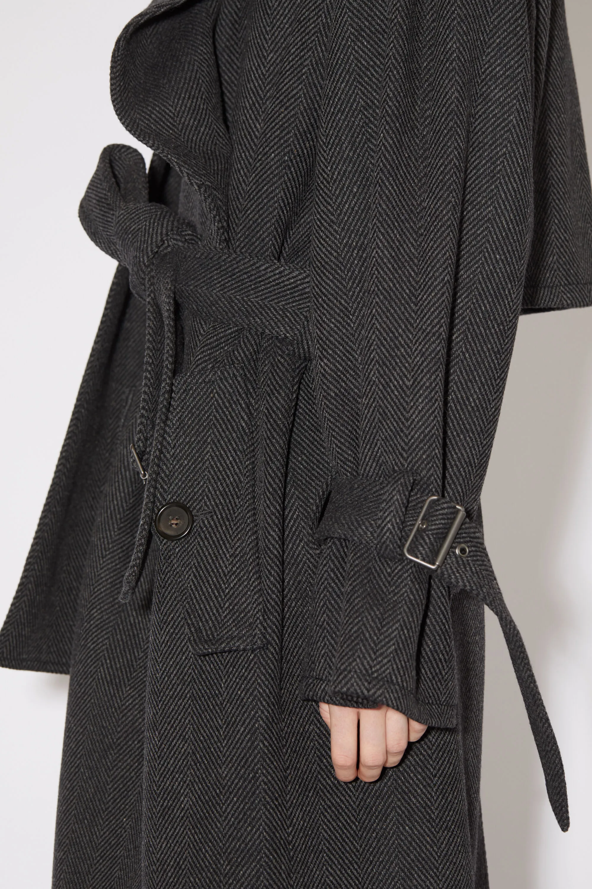 Scarf collar trench coat