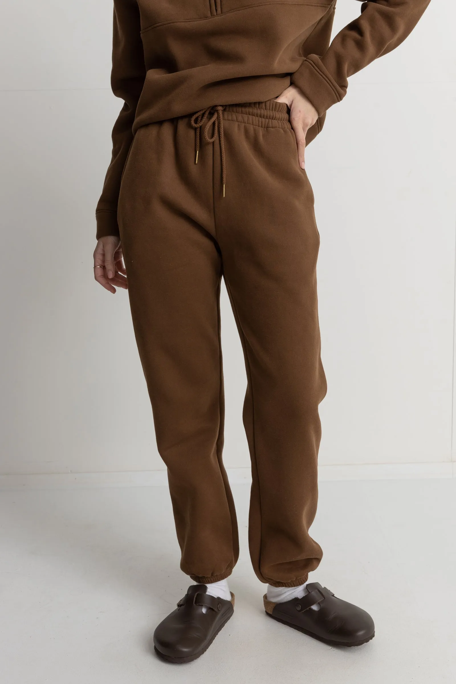 Shores Track Pant Chocolate