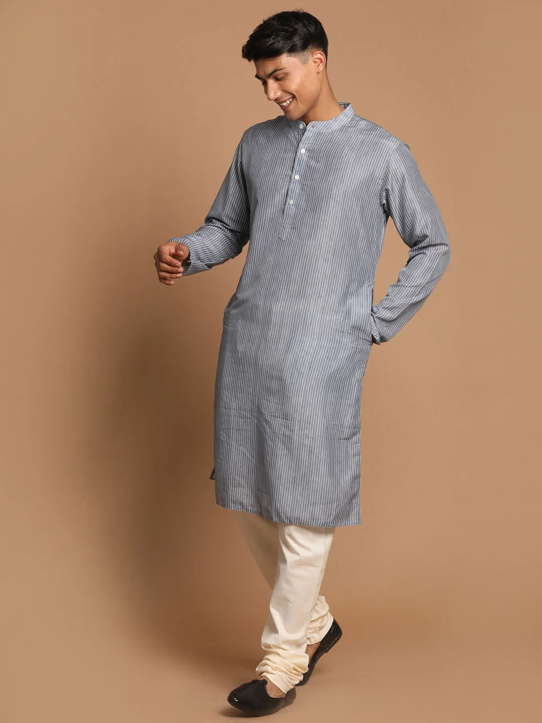 VASTRAMAY Men's Grey Striped Kurta with Cream Pyjamas Set