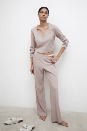 Waffled pyjamas - V-neck - Long sleeve - Dusty pink - Ladies | H&M GB